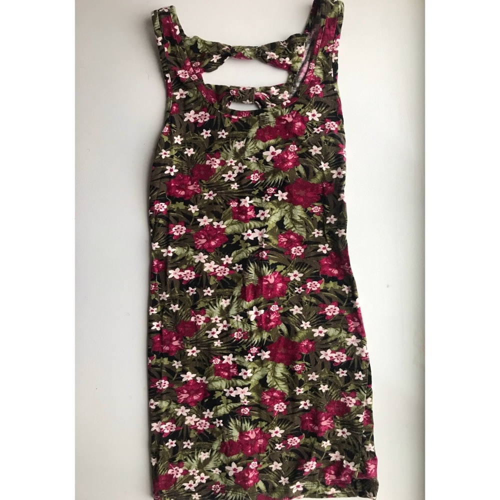 • floral mini dress •